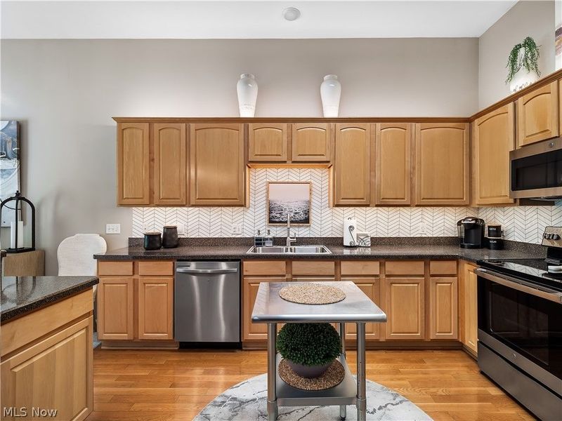 29395 Hummingbird Circle, Westlake, OH 44145 Photo 19