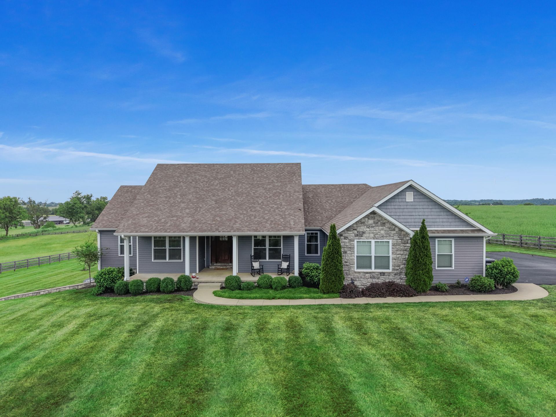 5792 KY Highway 590 , Lancaster, KY 40444