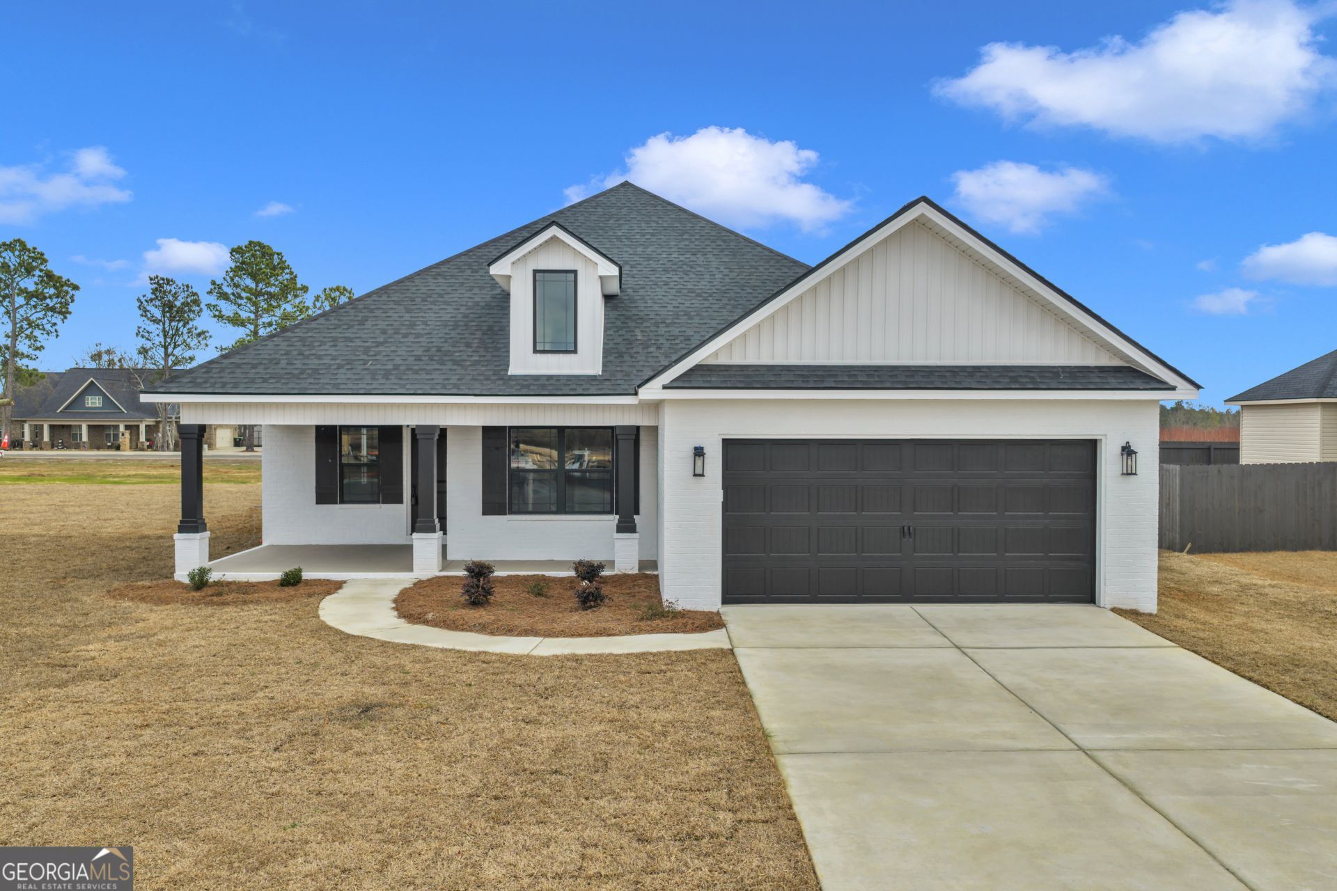 132 Early Drive, Byron, GA 31008 Main Photo