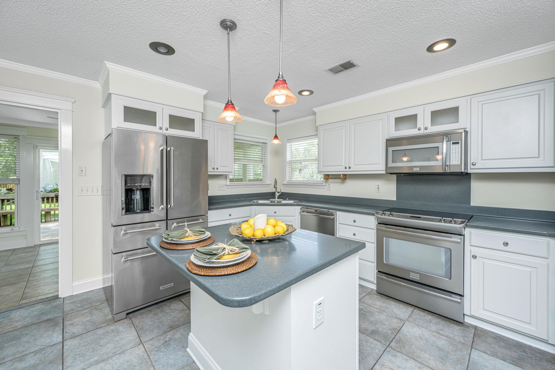 253 Gullane Drive Photo 12