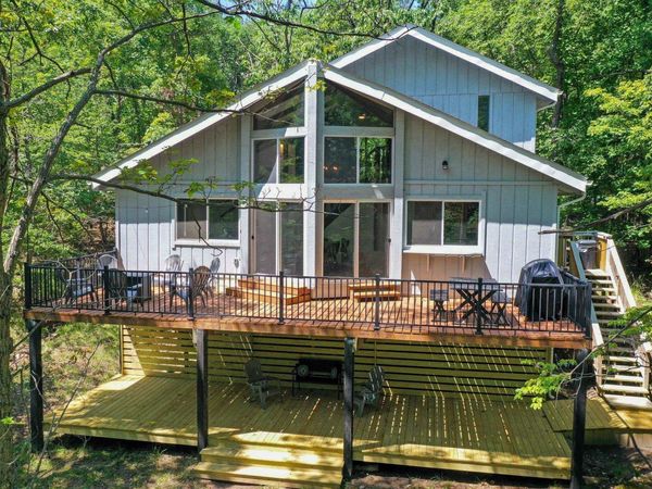 389 RAINIER RD, MCGAHEYSVILLE, VA 22840
