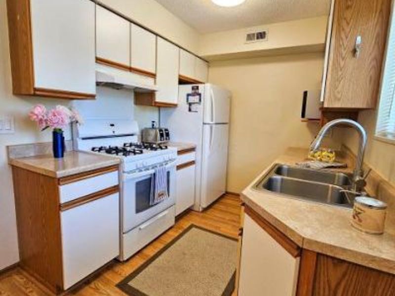 652 Olde Towne Avenue, Unit 9-652T, Columbus, OH 43214 Photo 12