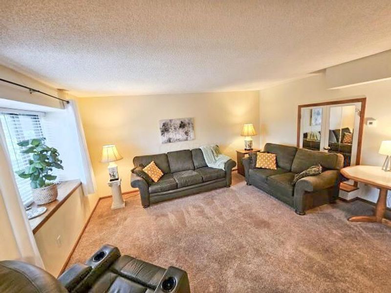 652 Olde Towne Avenue, Unit 9-652T, Columbus, OH 43214 Photo 16