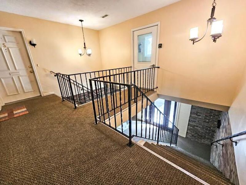 652 Olde Towne Avenue, Unit 9-652T, Columbus, OH 43214 Photo 24