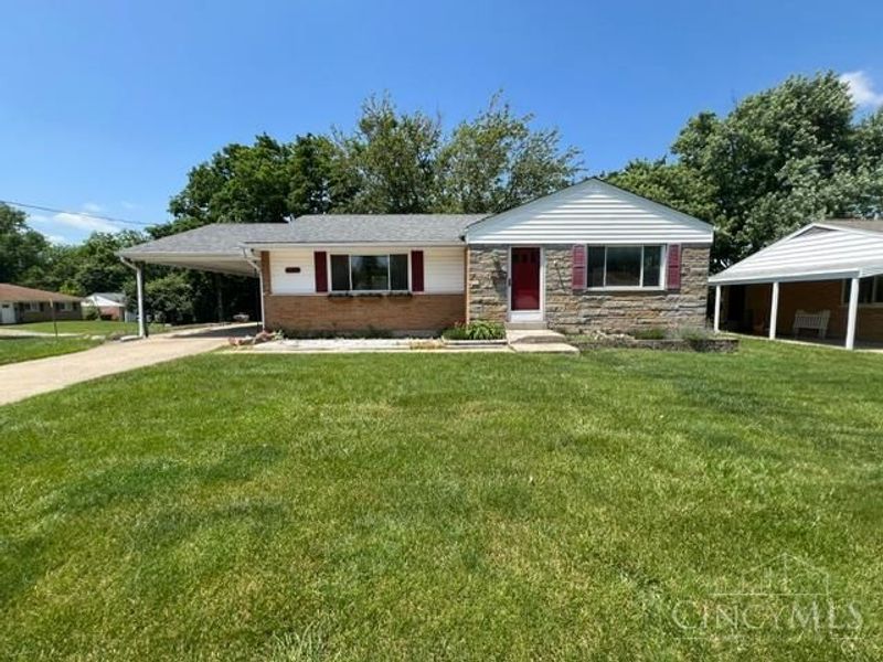 10903 Sharondale Road, Sharonville, OH 45241 Photo 2