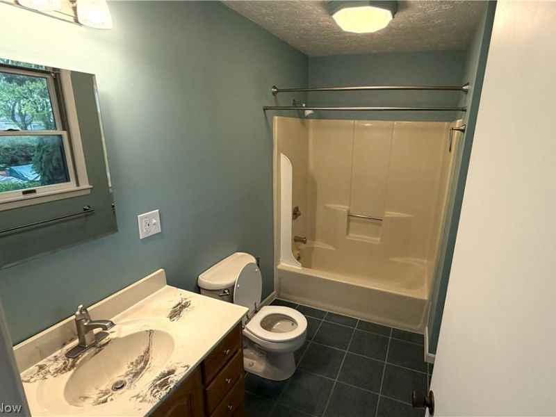 5508 Mccartney Road, Sandusky, OH 44870 Photo 12