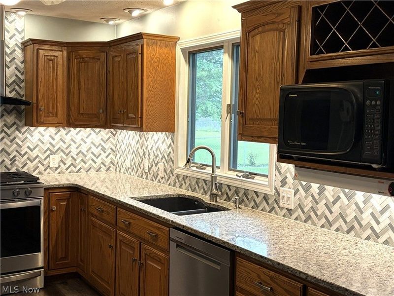 5508 Mccartney Road, Sandusky, OH 44870 Photo 6