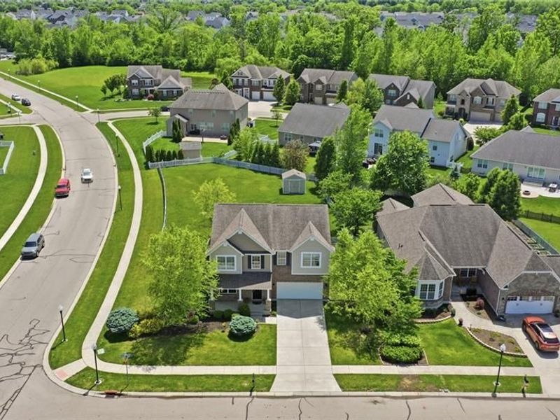 2604 Sunset Maple Drive, Bethel Township, OH 45371 Photo 2