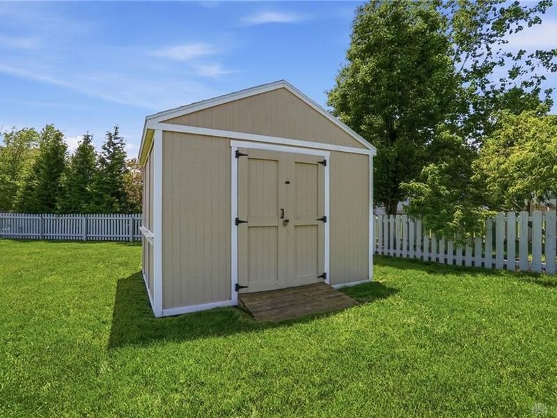 2604 Sunset Maple Drive, Bethel Township, OH 45371 Photo 74