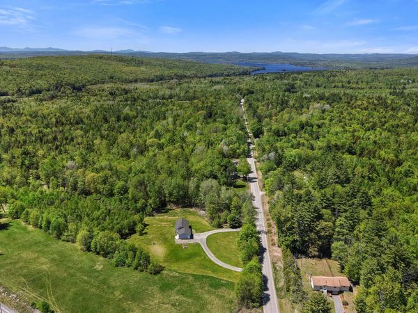 32 Pond Road, Saint Albans, ME 04971