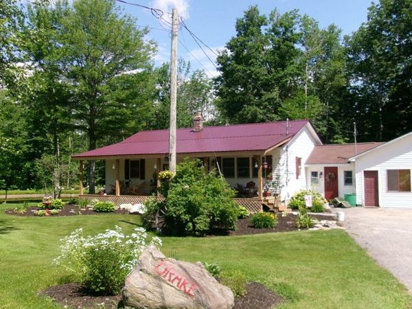 280 Hebron Center Road, Hebron, ME 04238