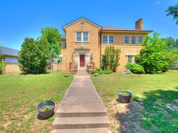 401 W 6th Avenue , Bristow, OK 74010