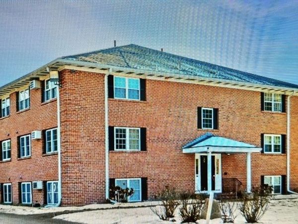 18 Leonard, Unit 18, Boxborough, MA 01719