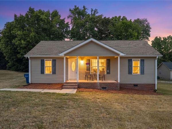 141 Mustang Run, Stokesdale, NC 27357