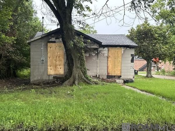 5710 Byron St, Baton Rouge, LA 70805