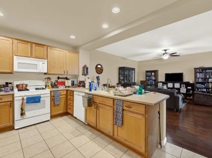 5824 Northborough Dr, Sacramento, CA 95835 Photo