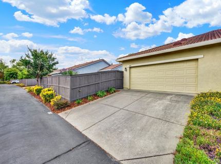 5824 Northborough Dr, Sacramento, CA 95835 Photo