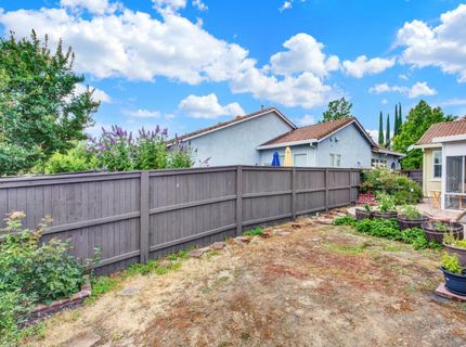 5824 Northborough Dr, Sacramento, CA 95835 Photo