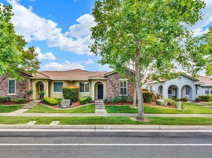 5824 Northborough Dr, Sacramento, CA 95835 Photo