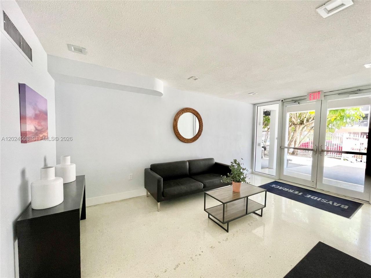 1670 Bay Rd , Unit 2B, Miami Beach, FL 33139 Photo