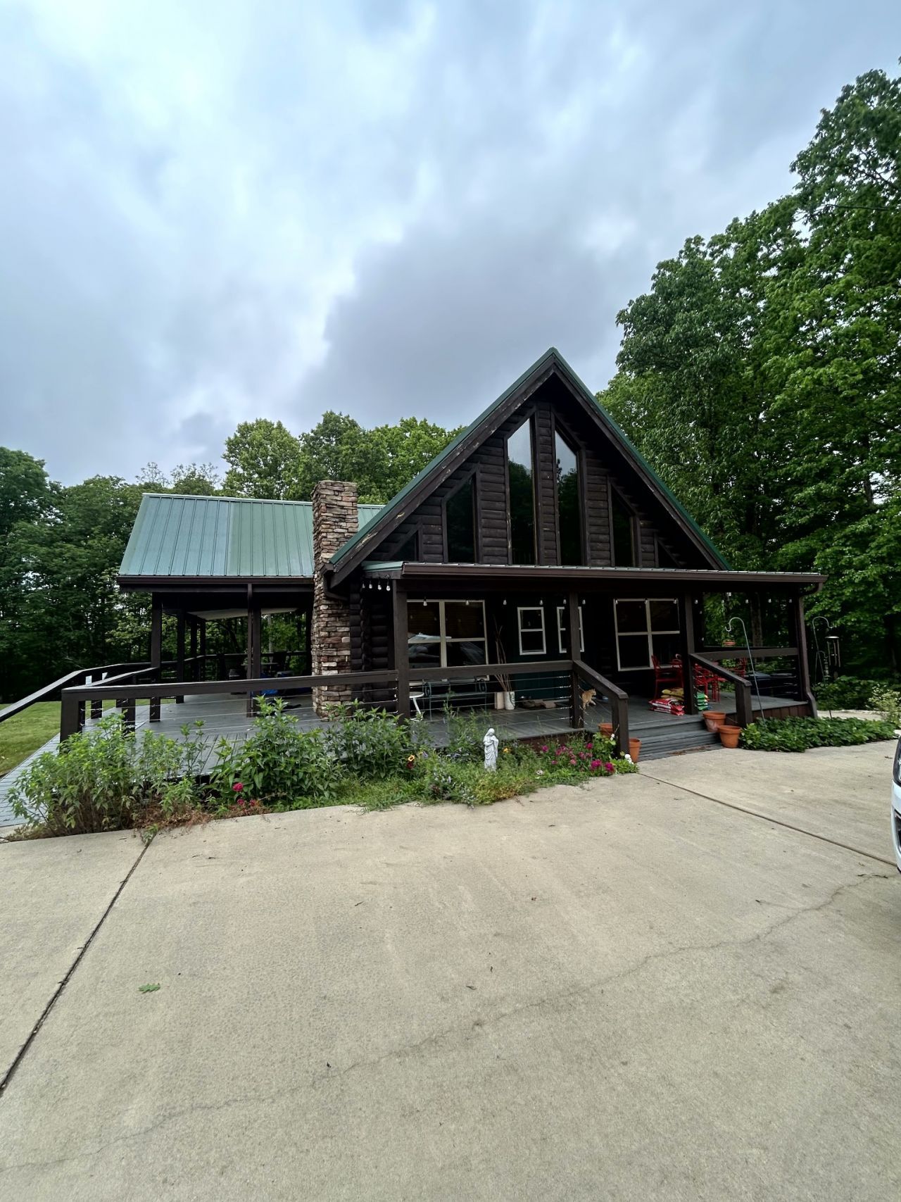 262 Deerview Ln , Leoma, TN 38468 Main Photo