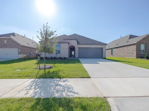 2220 Pommel Lane, Aubrey, TX 76227