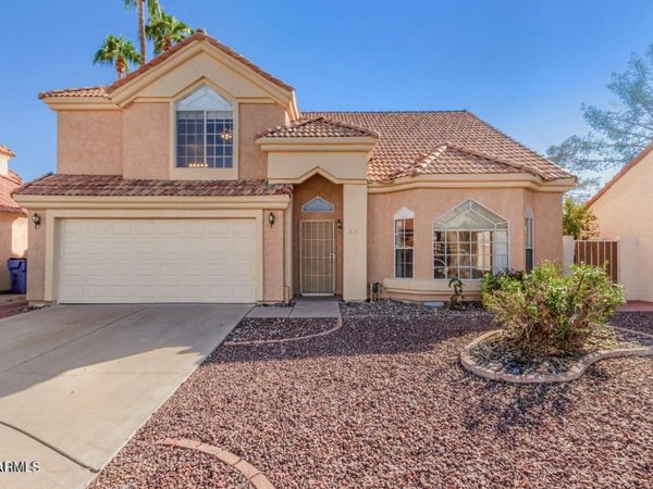 819 W KYLE Court, Gilbert, AZ 85233