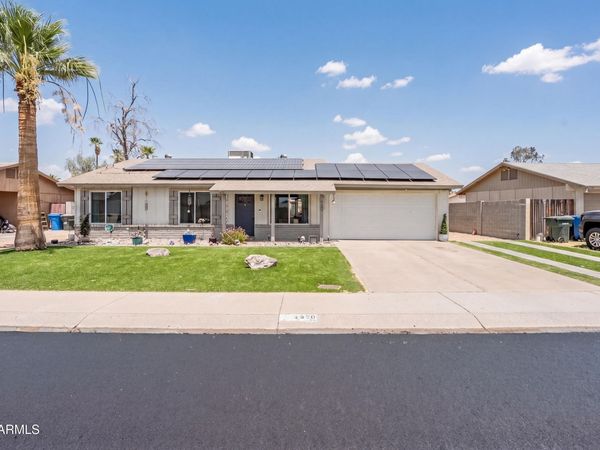 2520 E LIBBY Street, Phoenix, AZ 85032