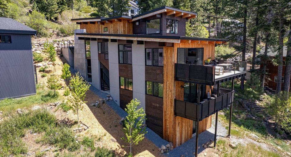 13011 Palisade Street, Truckee, CA 96161 Photo