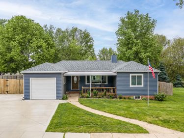 1102 PARK Street, HARLAN, IA 51537
