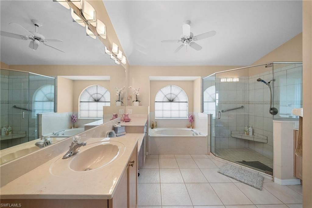 3971 Spring Garden Ln , Estero, FL 33928 Photo