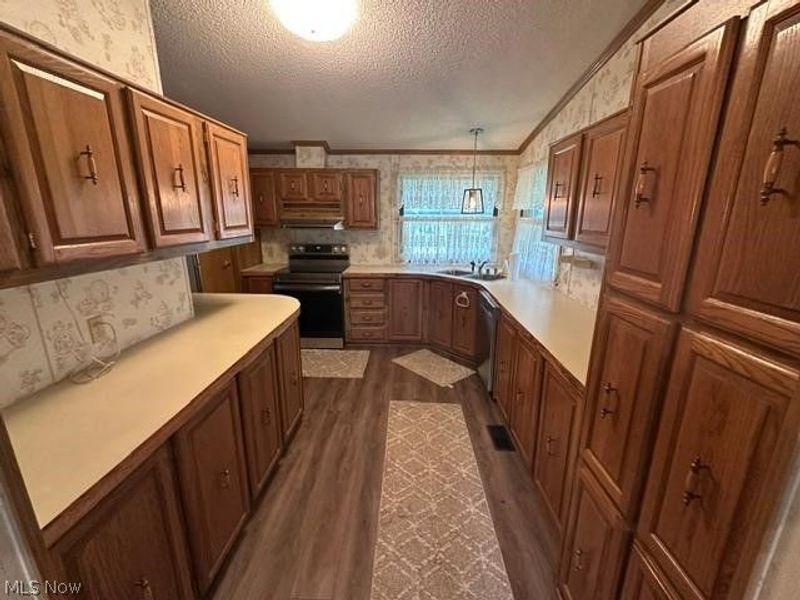 711 Brookside Drive, Wellington, OH 44090 Photo 7