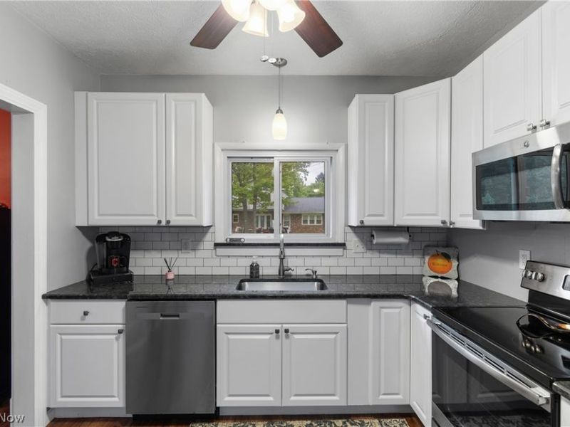 25001 Chardon Road, Richmond Heights, OH 44143 Photo 16