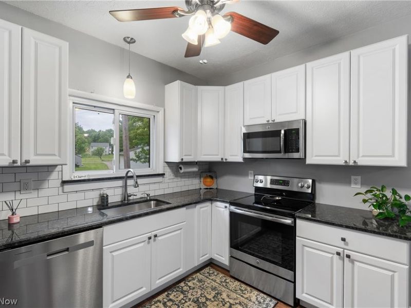 25001 Chardon Road, Richmond Heights, OH 44143 Photo 17