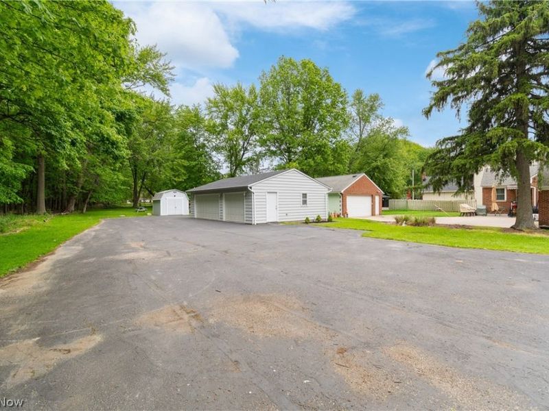 25001 Chardon Road, Richmond Heights, OH 44143 Photo 6