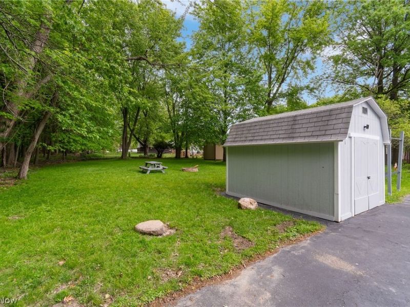 25001 Chardon Road, Richmond Heights, OH 44143 Photo 8