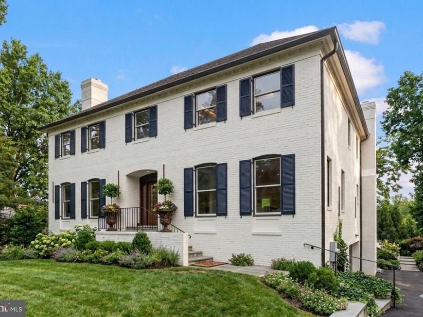 6002 Onondaga Road, Bethesda, MD 20816 Main Photo
