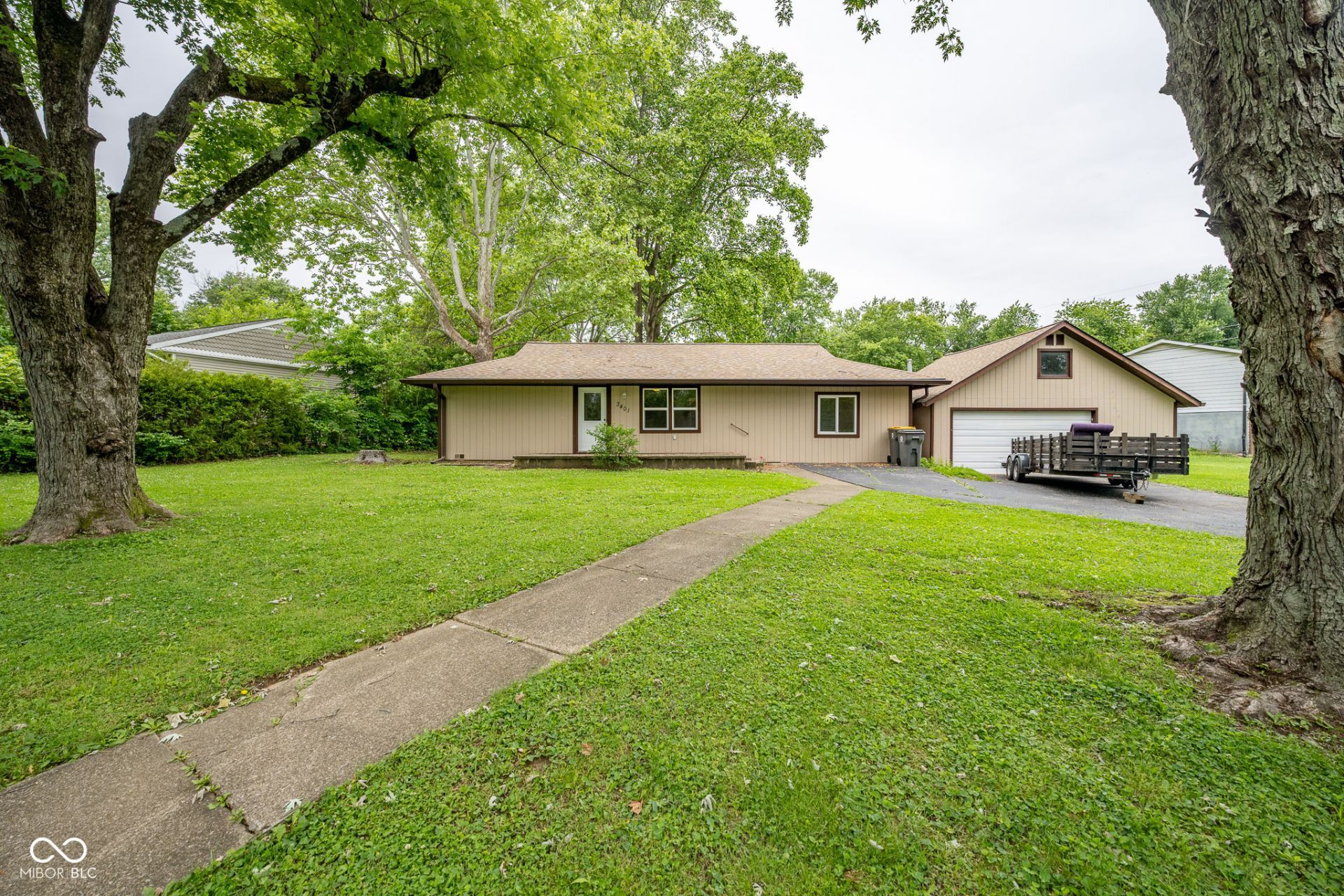 3401 N Stoneycrest Road, Bloomington, IN 47404 Main Photo