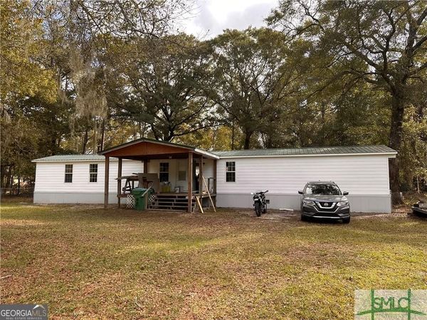 219 & 221 John Carter Road, Bloomingdale, GA 31302