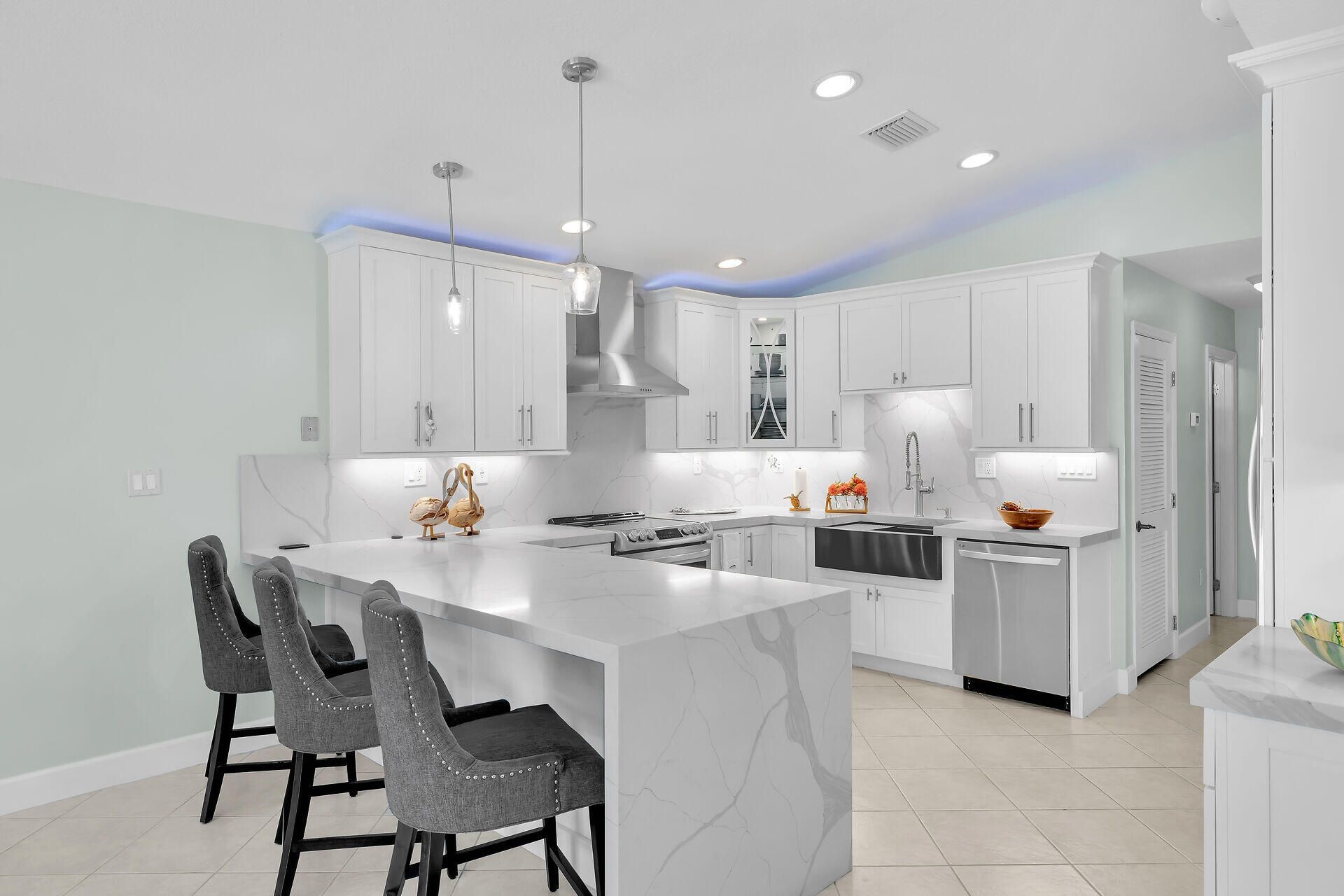 292 Sadowski, Key Colony, FL 33051 Photo