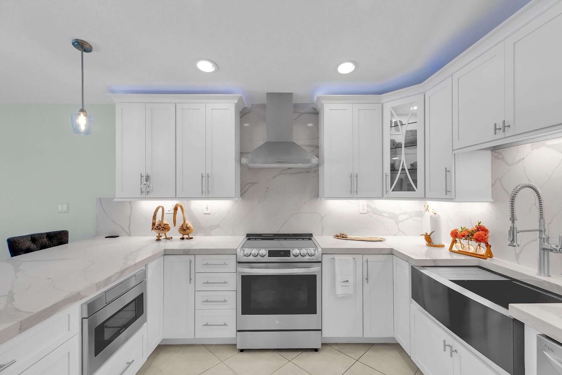 292 Sadowski, Key Colony, FL 33051 Photo