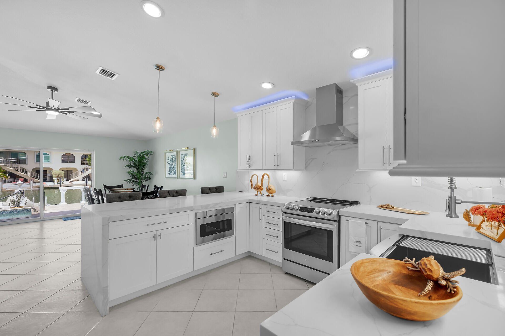 292 Sadowski, Key Colony, FL 33051 Photo