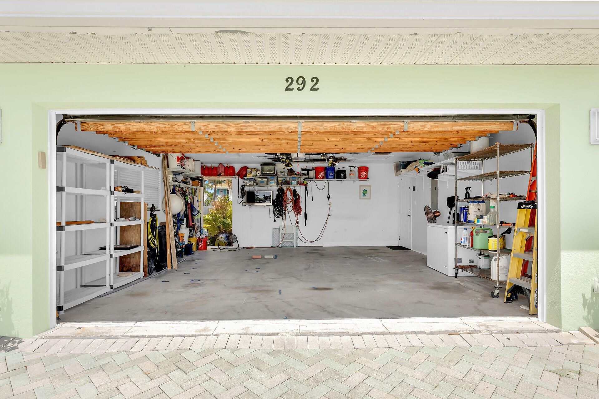 292 Sadowski, Key Colony, FL 33051 Photo