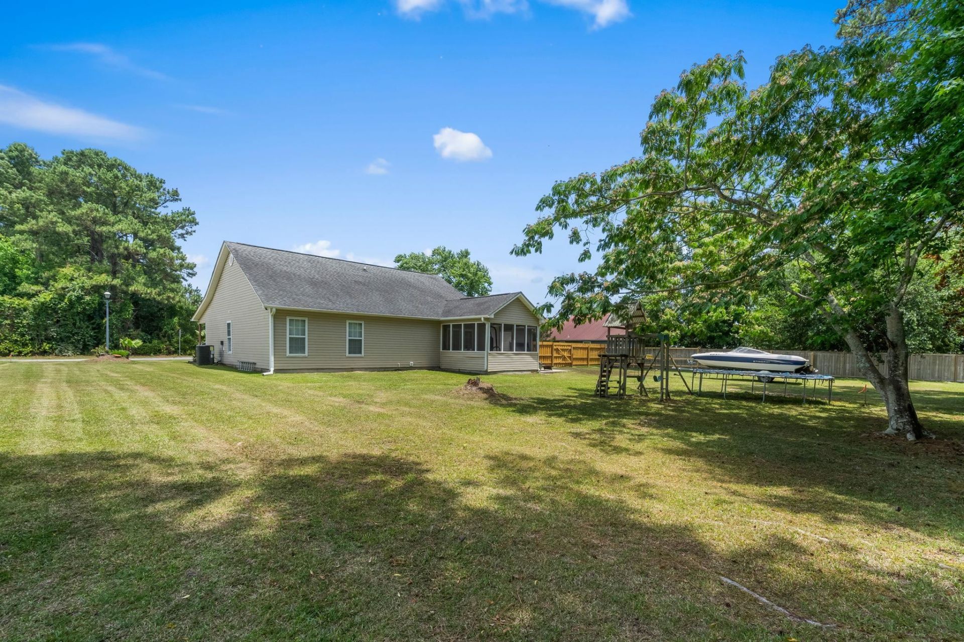 3850 Mallard Way Photo 27