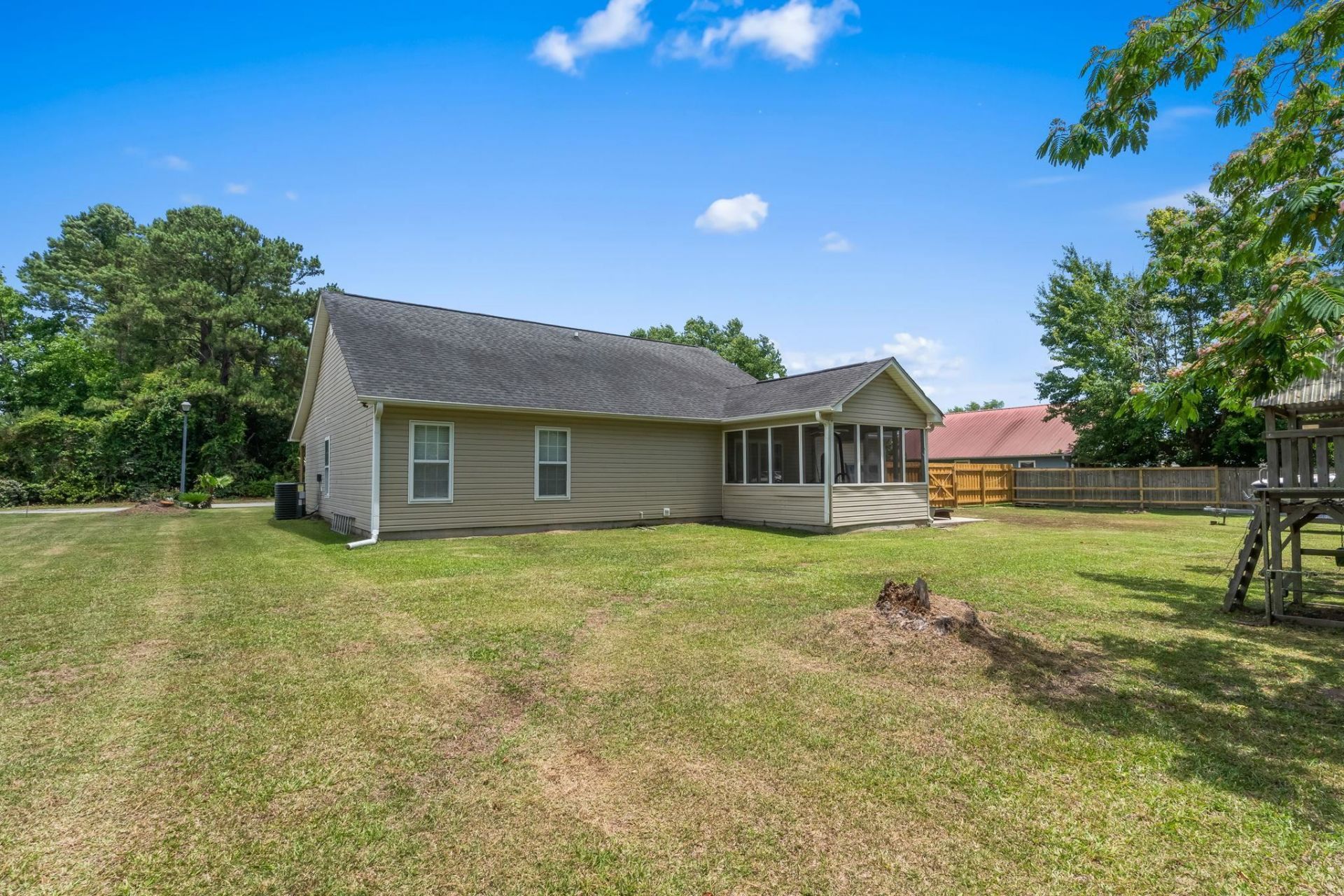 3850 Mallard Way Photo 28