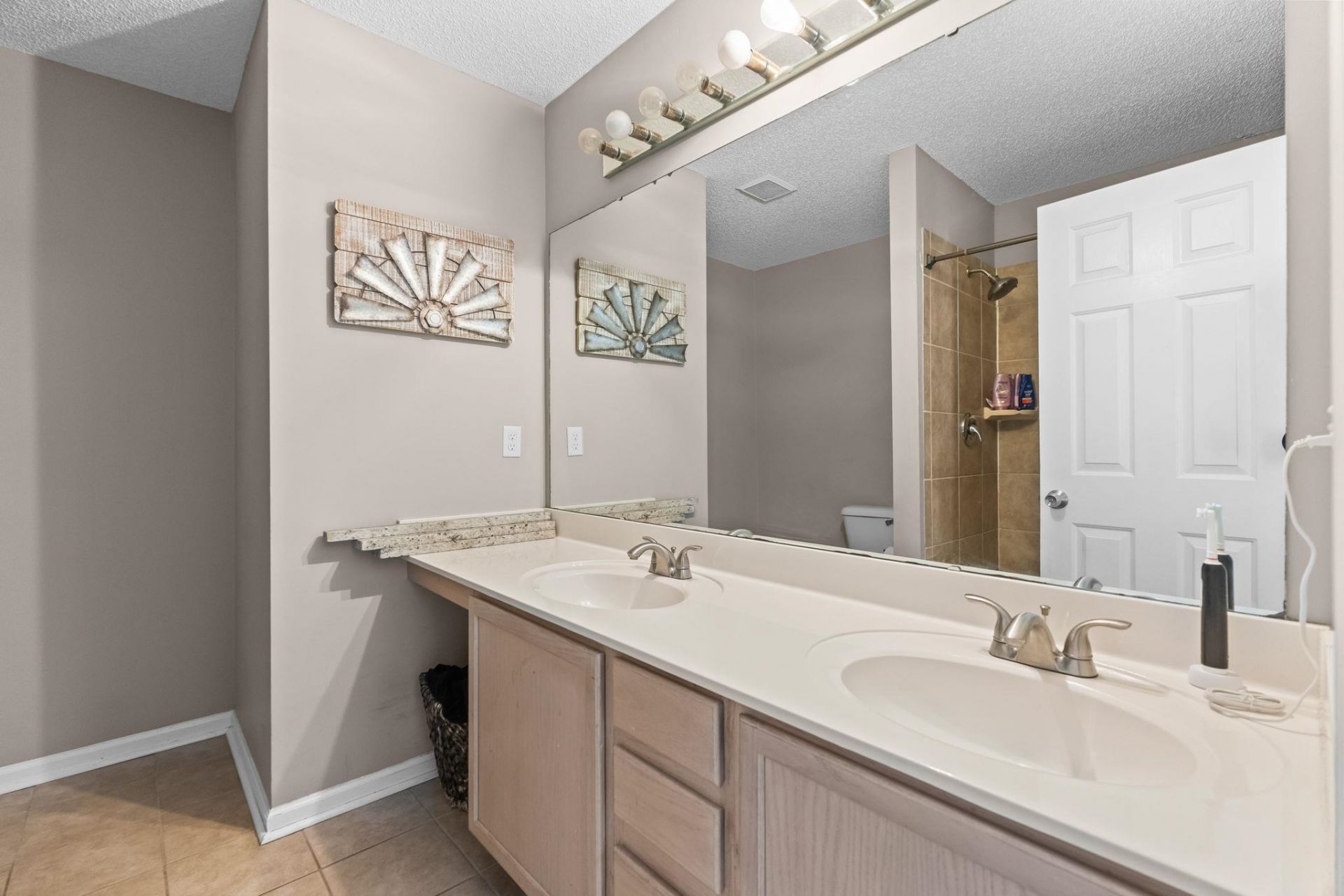 3850 Mallard Way Photo 33