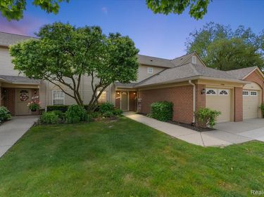55093 Westchester Drive , Shelby Twp, MI 48316