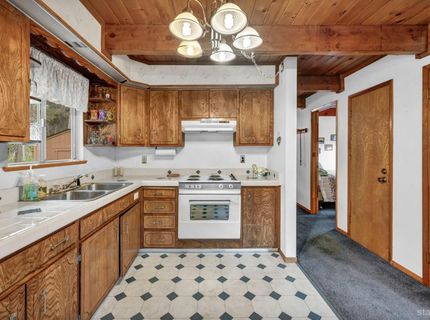 1110 San Diego Street, South Lake Tahoe, CA 96150 Photo