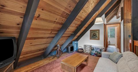 1110 San Diego Street, South Lake Tahoe, CA 96150 Photo