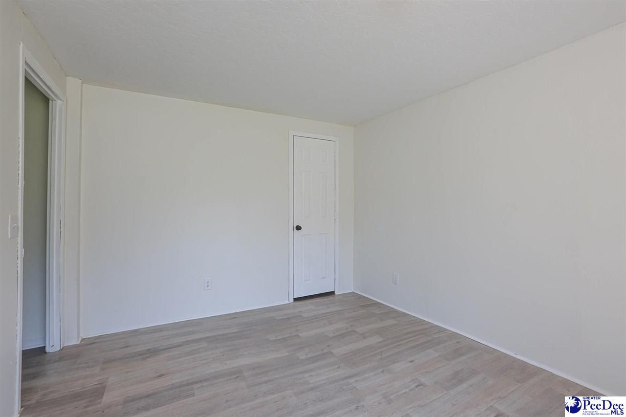 164 Joy Road Photo 12